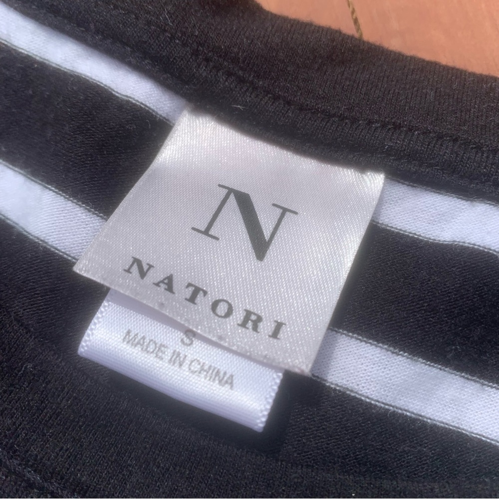 Natori Womens Black and White shirt size S - Picture 3 of 3